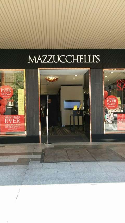 Photo: Mazzucchelli's